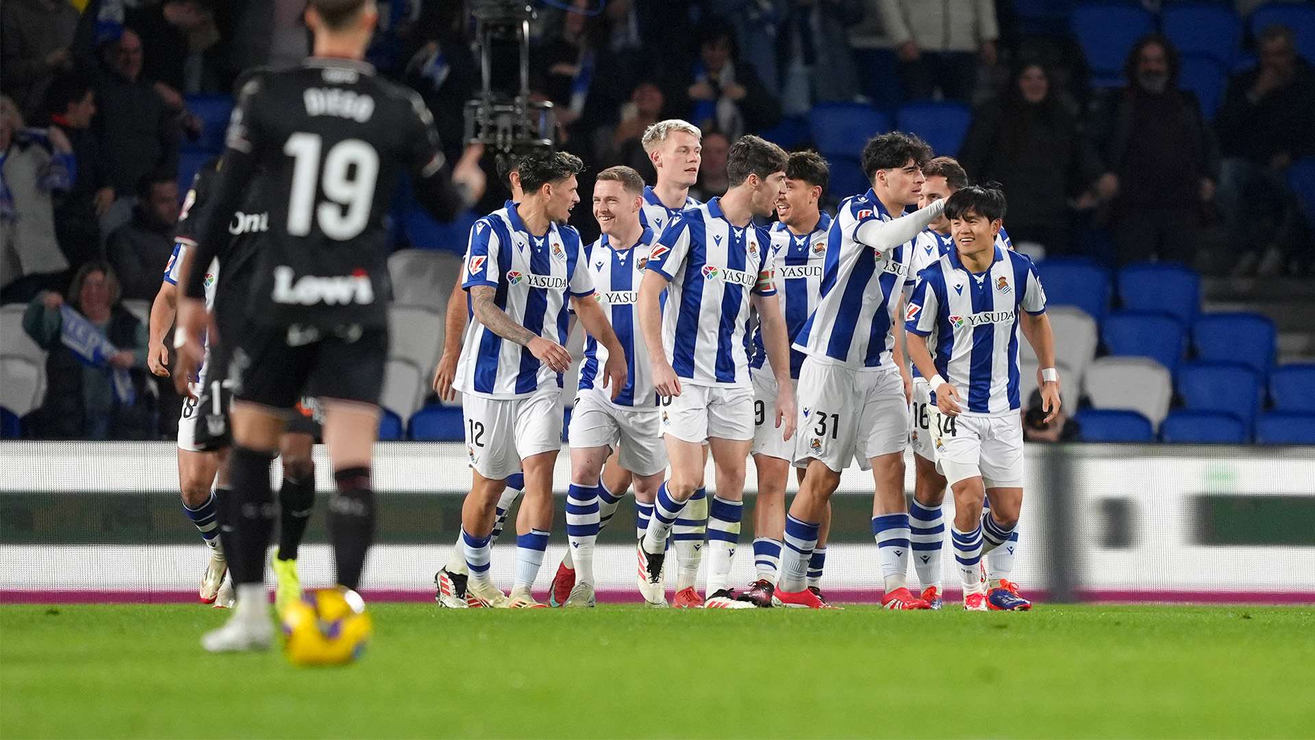 也让球迷们 也让球迷们